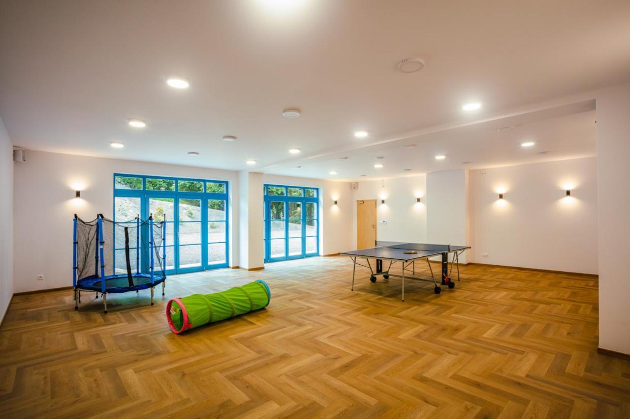 Hotel Edvard Frenštát pod Radhoštěm Extérieur photo