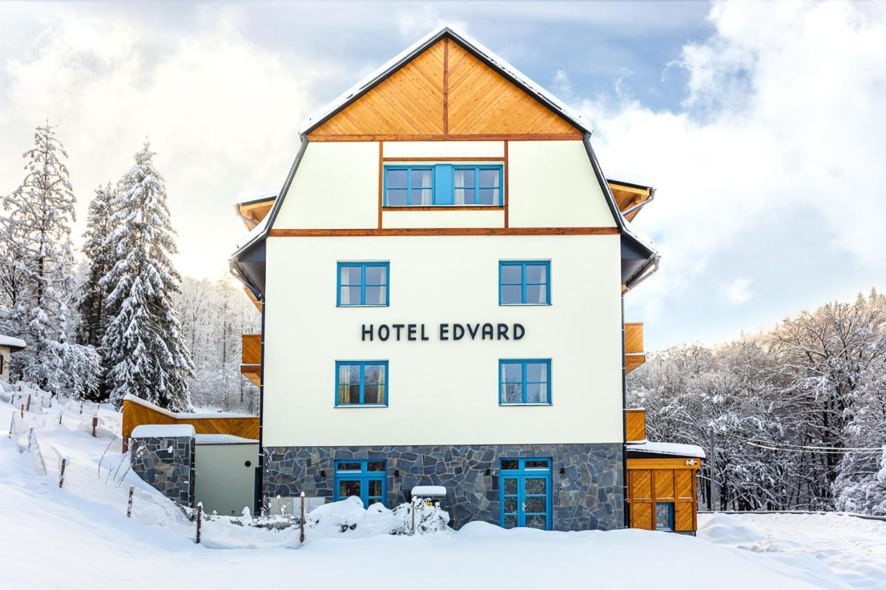 Hotel Edvard Frenštát pod Radhoštěm Extérieur photo